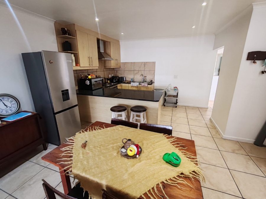 3 Bedroom Property for Sale in Villa Diamante Western Cape